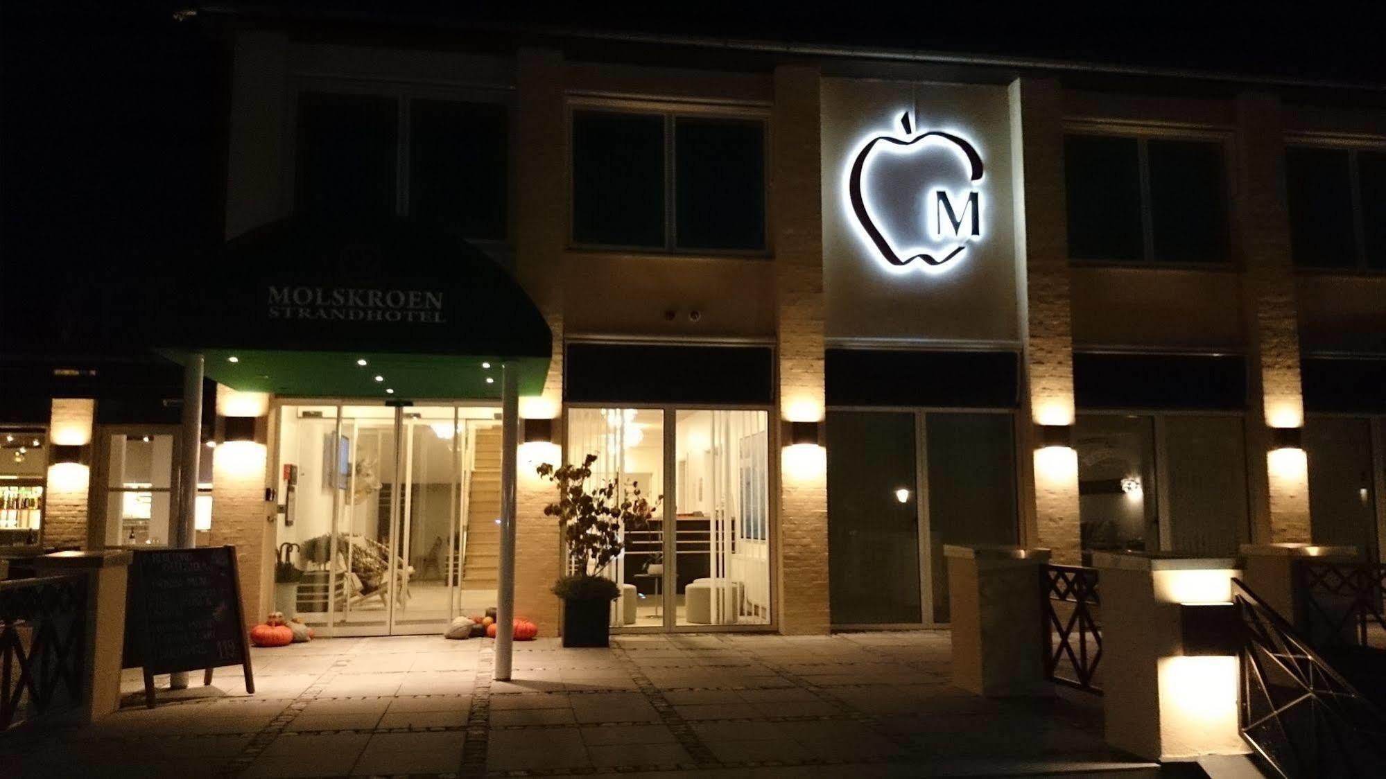 Molskroen Strandhotel Ebeltoft Ngoại thất bức ảnh