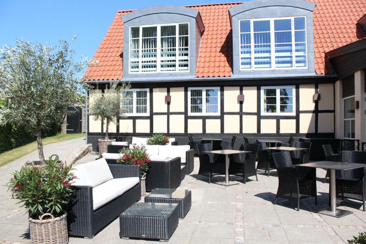 Molskroen Strandhotel Ebeltoft Ngoại thất bức ảnh